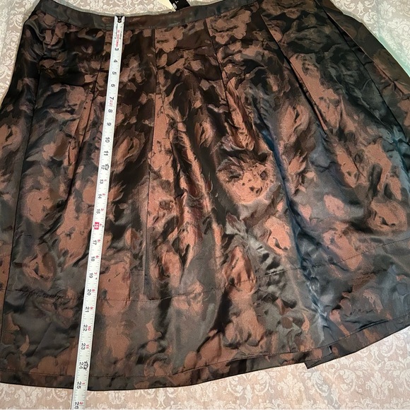 Talbots ~ new ~Women’s Petite Pleated Abstract Taffeta Full Skirt in size 20 WP - Picture 9 of 10